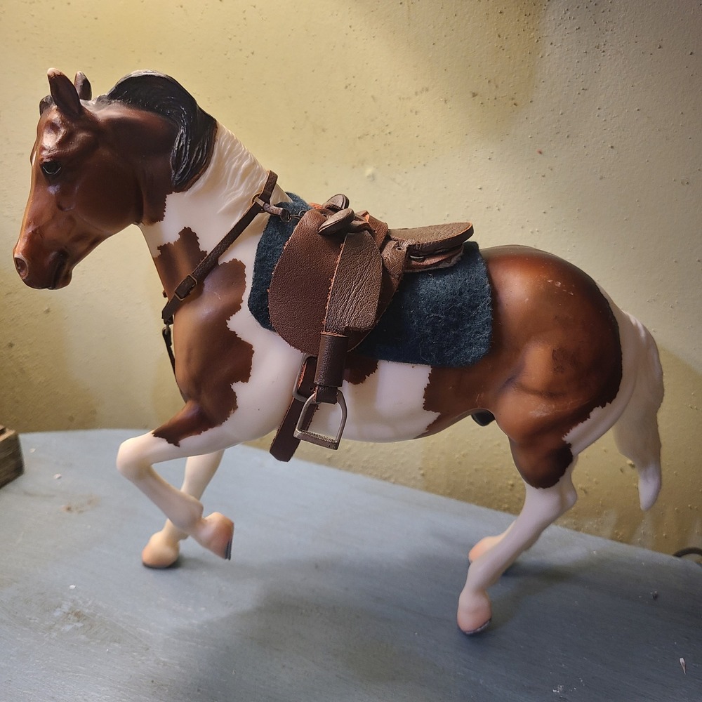 Breyer Australian Aussie Saddle Breastplate Pad Set Traditional Size Leather - Picture 2 of 13